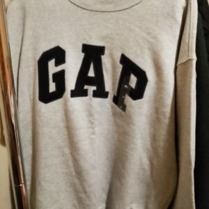 GAP Gray Sweatshirt